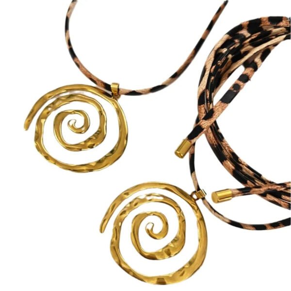 Κολιέ με σχοινί δερματίνη animal print και ατσάλινο σχέδιο-NE048
